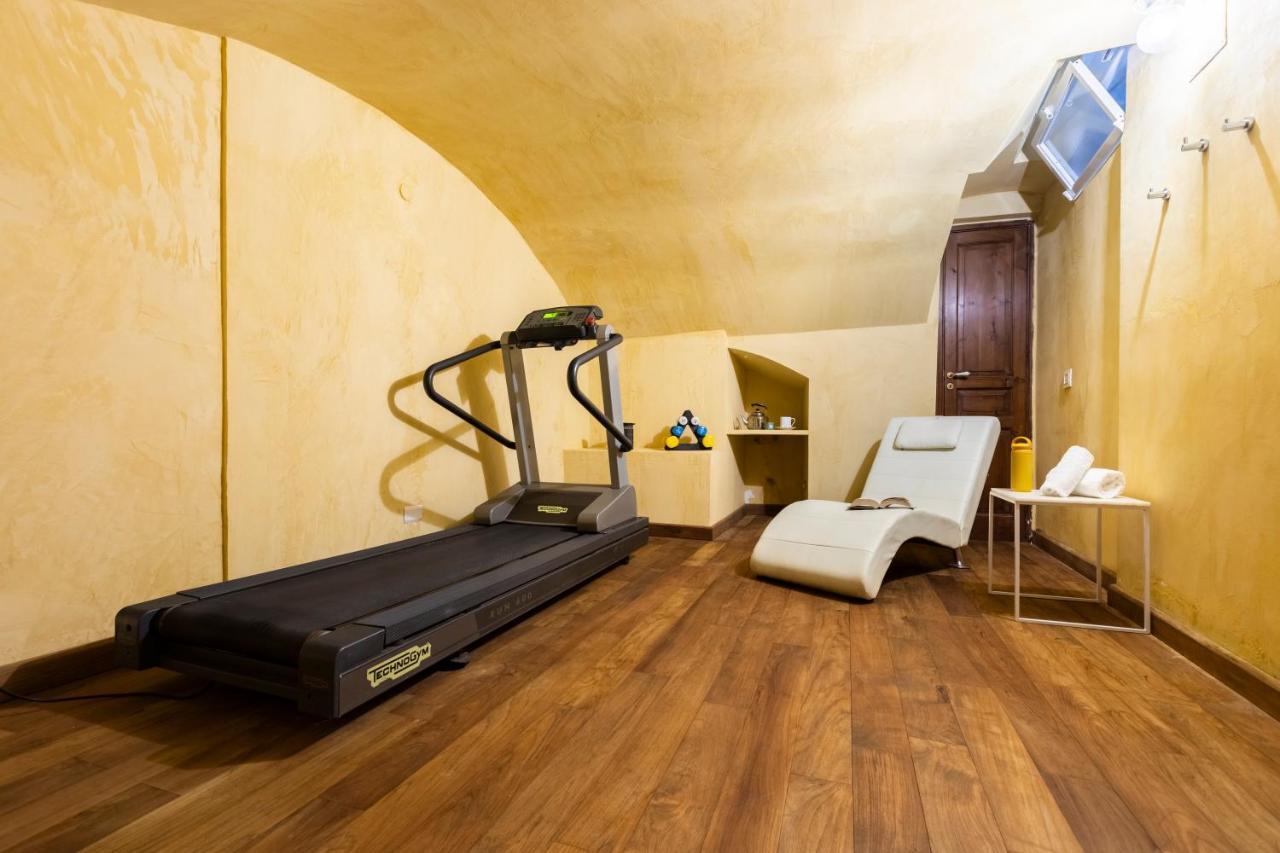 Romac Coronari With Gym, Sauna And Garden מראה חיצוני תמונה